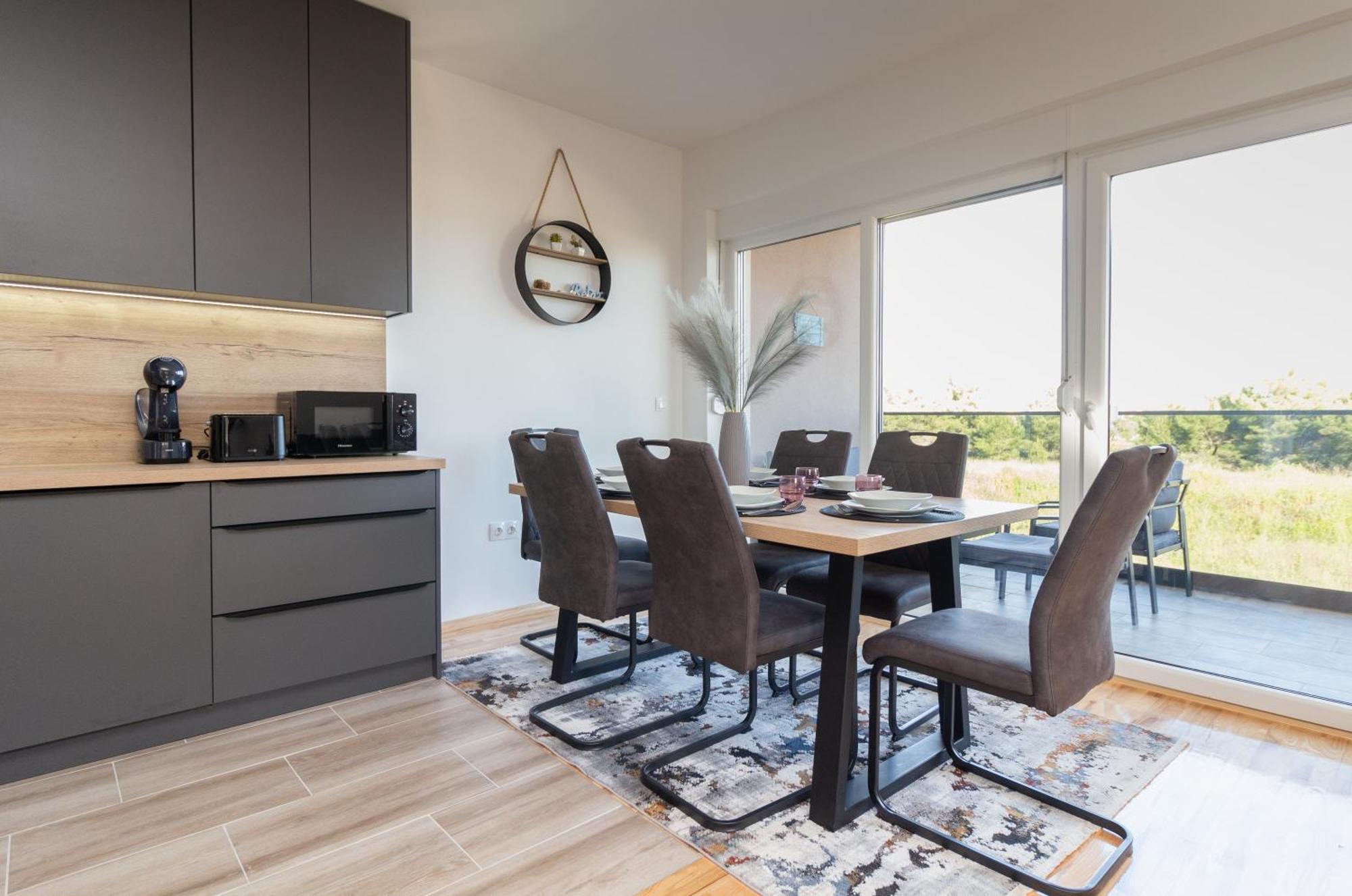 Modern And Spacious Apartment Helena Near The Beach Privlaka  Exterior photo